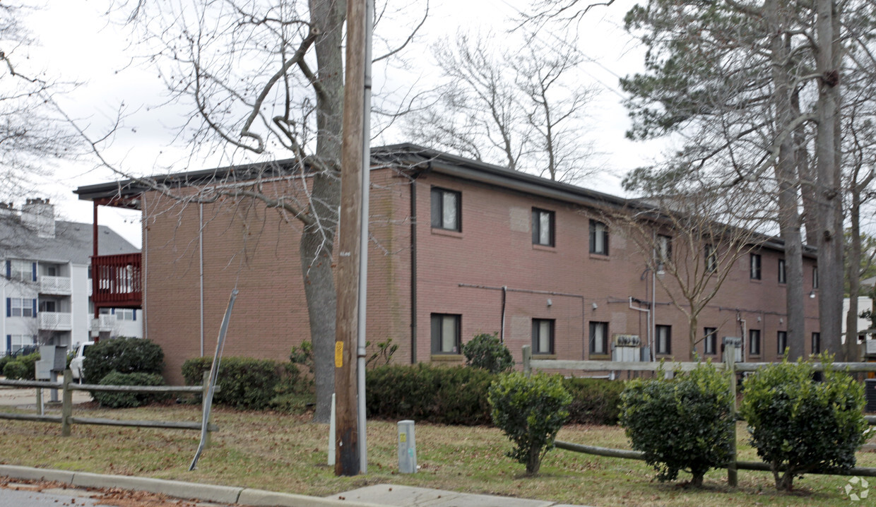 Building Photo - Horizon Housing