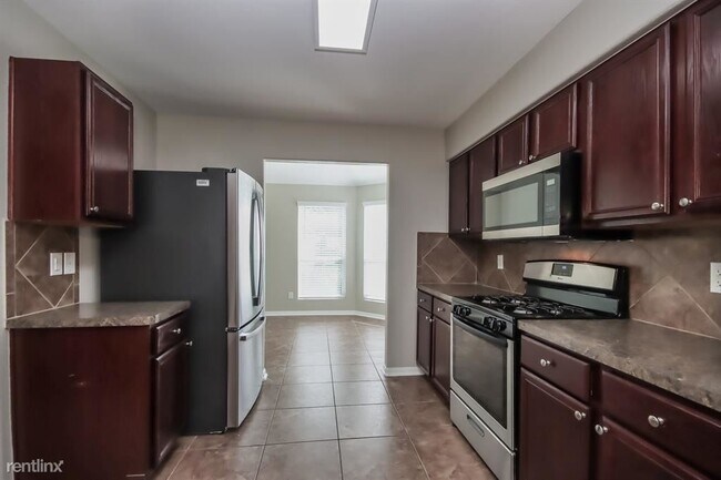 Foto del edificio - 4 br, 3 bath House - 7216 Fox Scene Drive