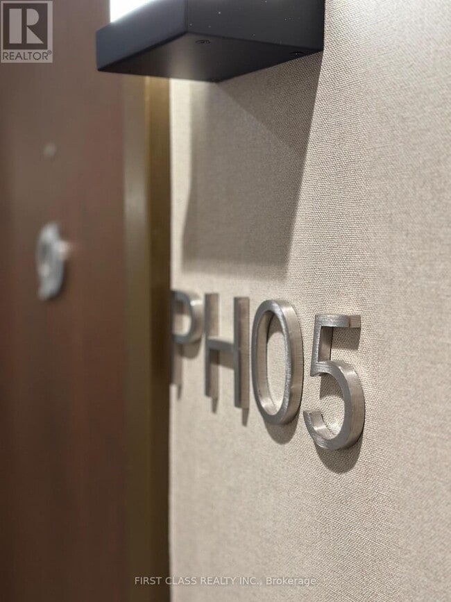 Building Photo - 117 McMahon Dr