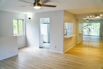Building Photo - 117 Gardens Dr