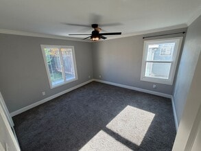 Building Photo - 1386 Arnold Ave