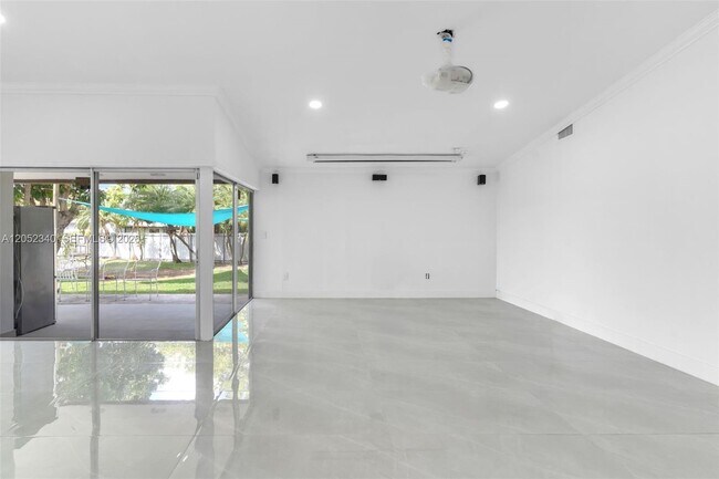 Building Photo - 26222 SW 133rd Ct