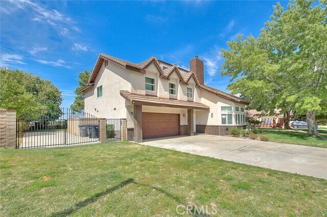 Building Photo - 5641 Hickory St