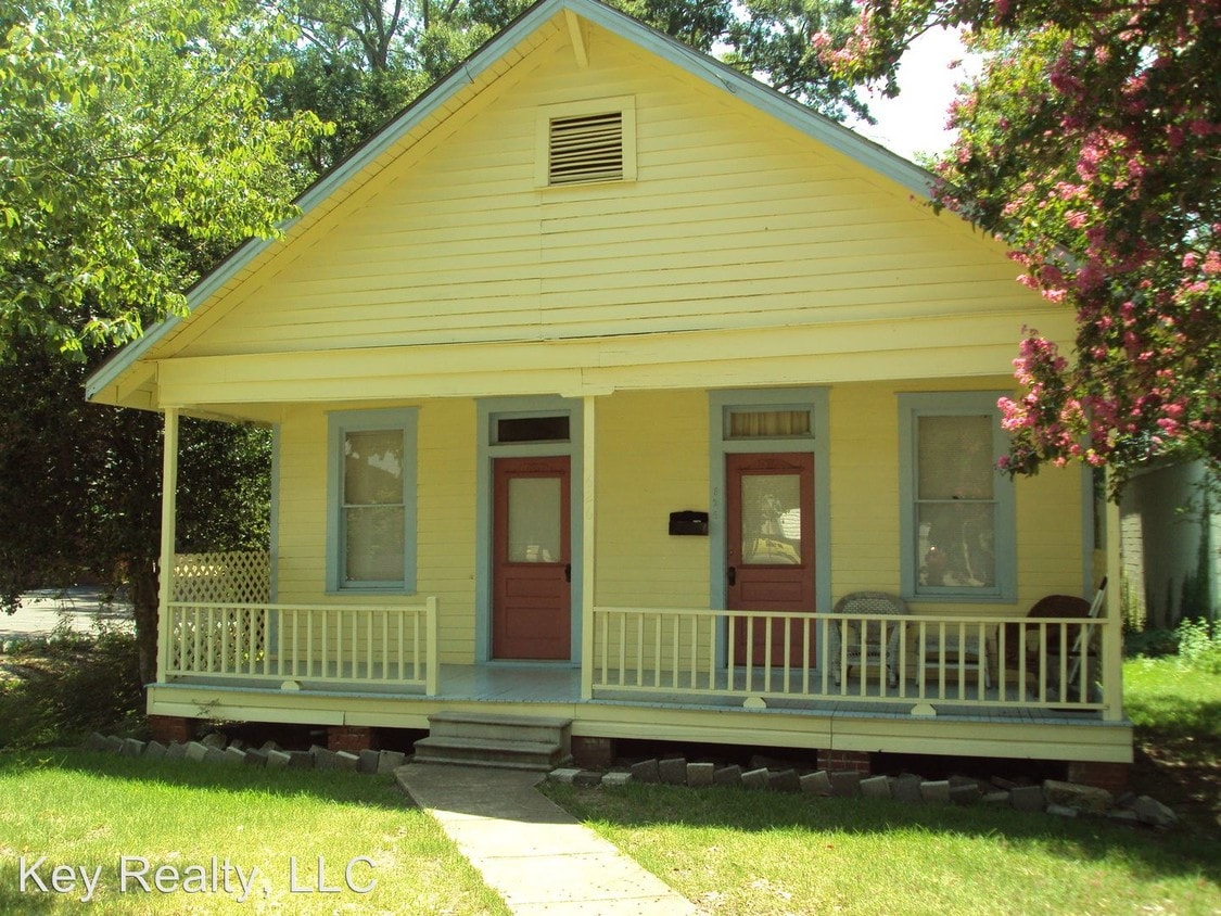 626 Main St, Pineville, LA 71360 House Rental in Pineville, LA