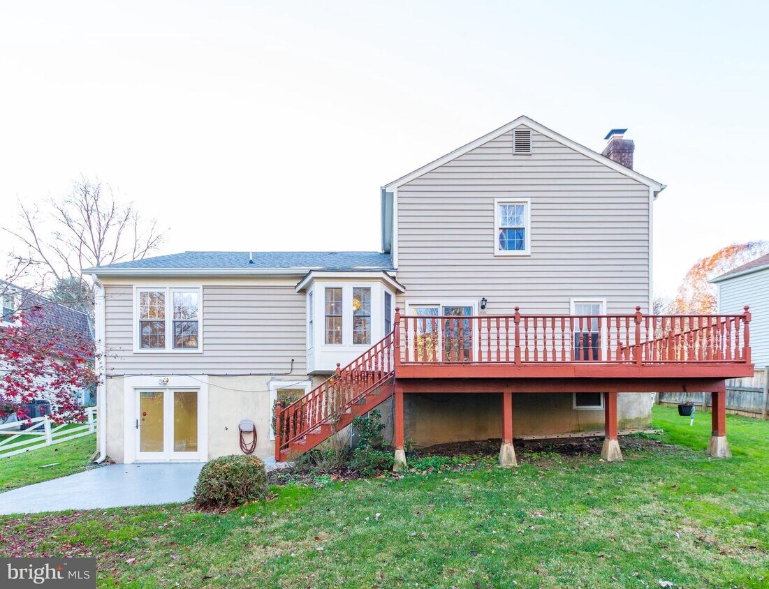 6 Bouldercrest Ct, Rockville, MD 20850 House Rental in Rockville, MD