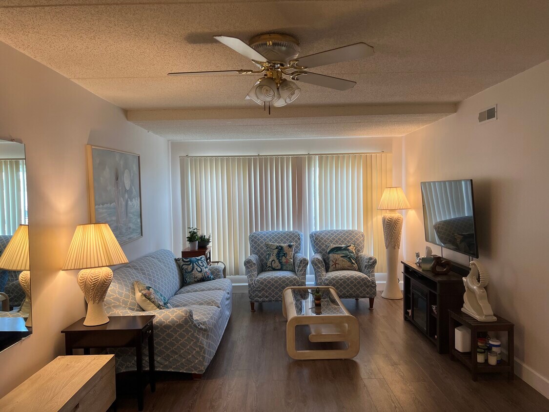 4600 W Brigantine Ave, Brigantine, NJ 08203 Condo for Rent in Brigantine, NJ