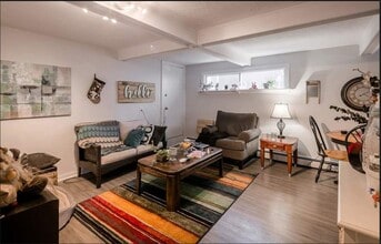 Building Photo - 12 Frederick Ave