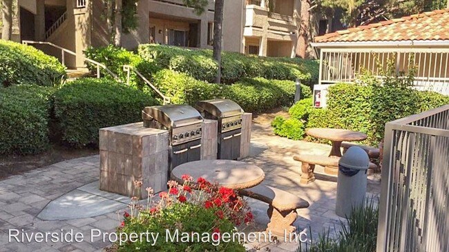 Foto del edificio - 1035 La Terraza Cir