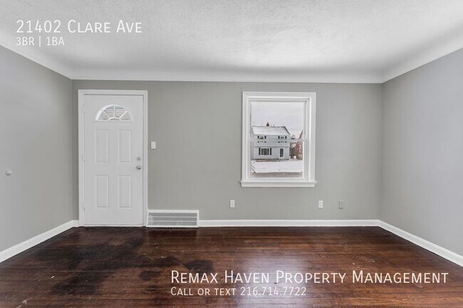 Building Photo - 21402 Clare., Cleveland - Spacious 3 bedro...