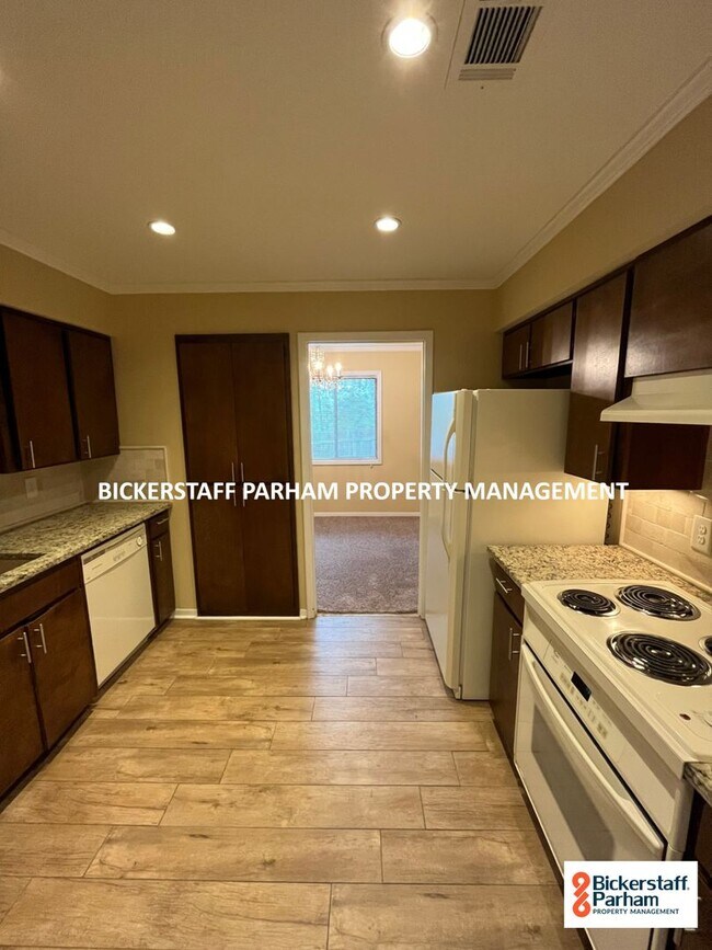 Foto del edificio - 4312 Old Macon Rd