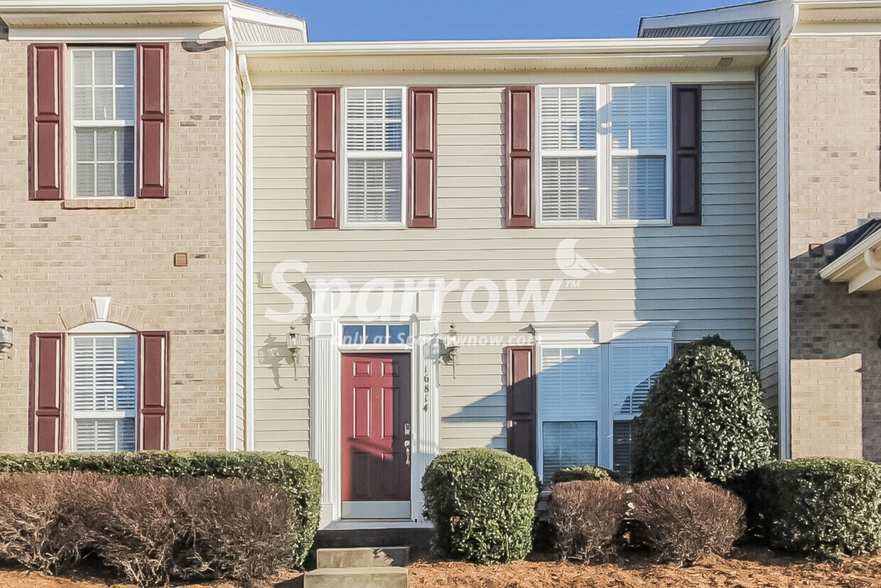 16814 Hugh Torance Townhome Rentals in Huntersville NC