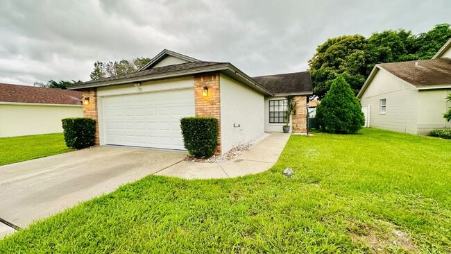 Photo - 11755 Cuxham Dr Apartment