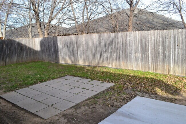 Foto del edificio - House in Arlington For Lease - Mansfield ISD.