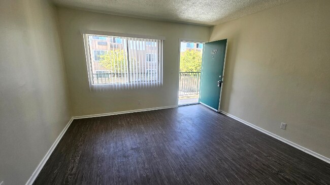 Foto del edificio - 14926 Hawthorne Blvd