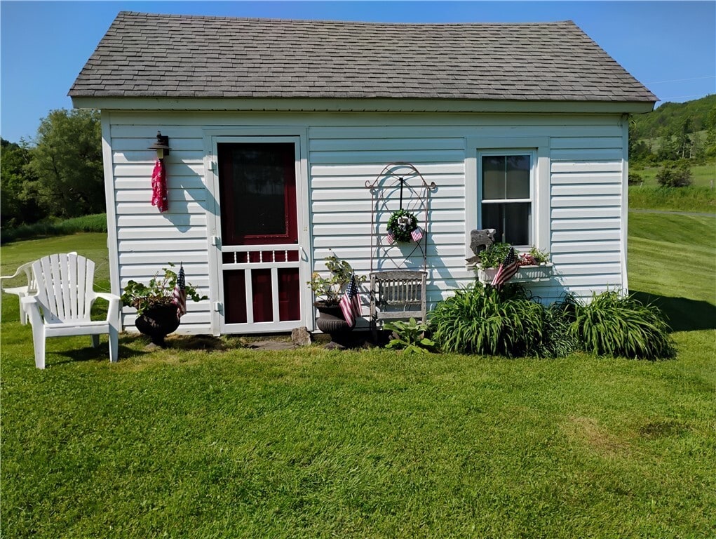 Primary Photo - 663 Wheat Hill Rd