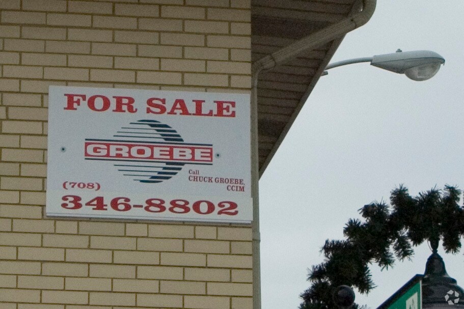 Foto del edificio - 8700 S Troy Ave