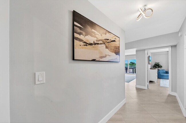 Foto del edificio - 170 N Ocean Blvd