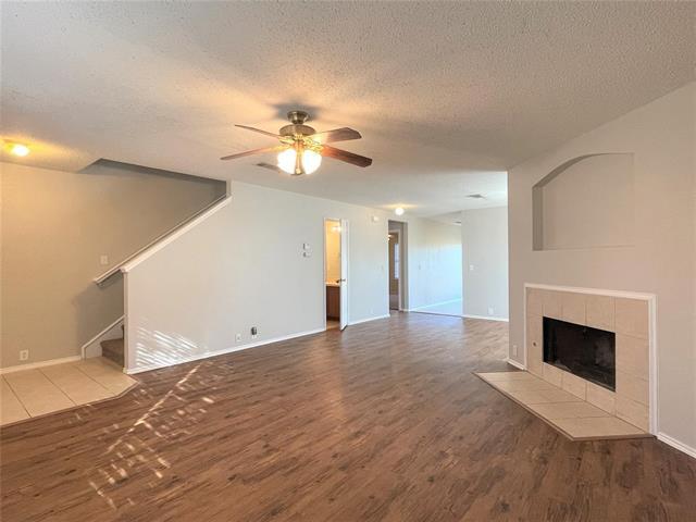 Building Photo - 2412 Hampton Dr