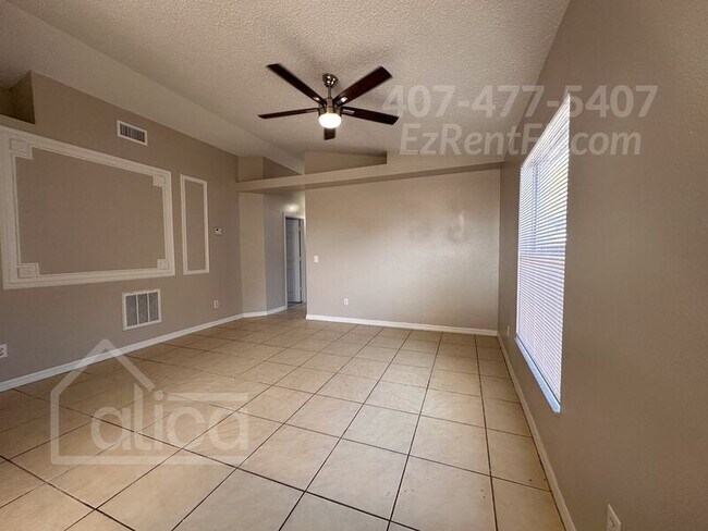 Building Photo - 1846 Spruce Ridge Dr