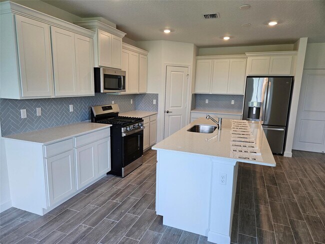 Building Photo - 19002 Wood Stork Way