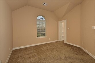Building Photo - 126 Hearthshire Cir