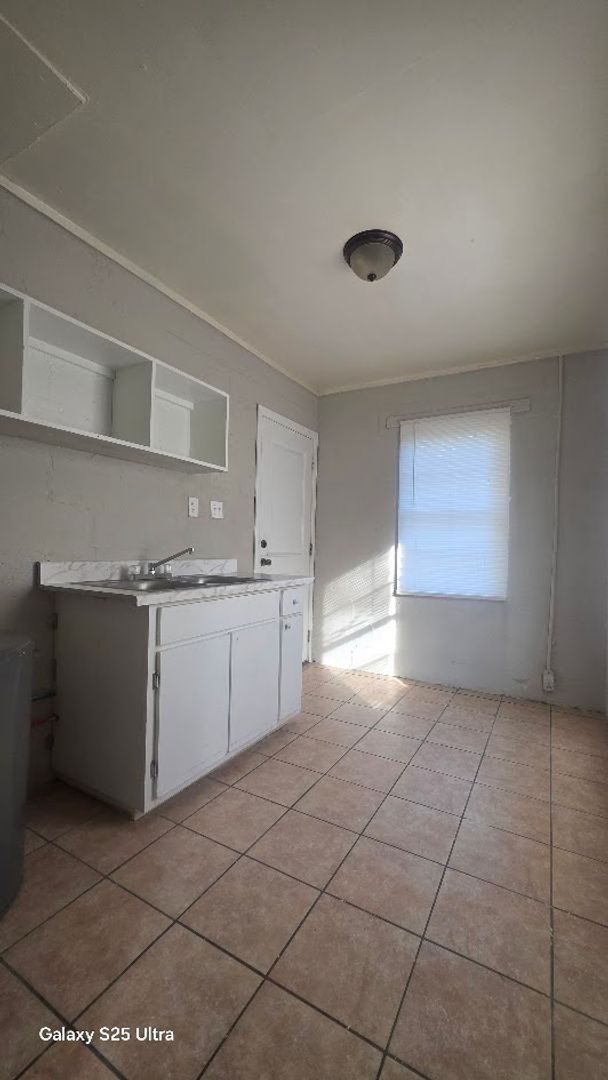 Foto del edificio - 1104 S McKinley St