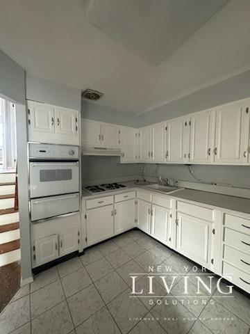 Building Photo - 3 bedroom in BROOKLYN NY 11234