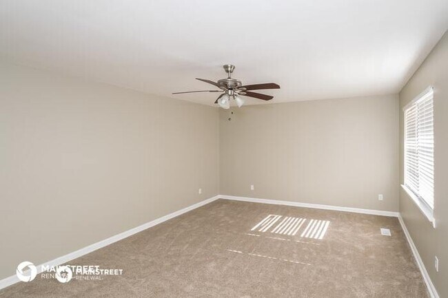 Building Photo - 5712 Oakhill Dr, Pinson, AL 35126