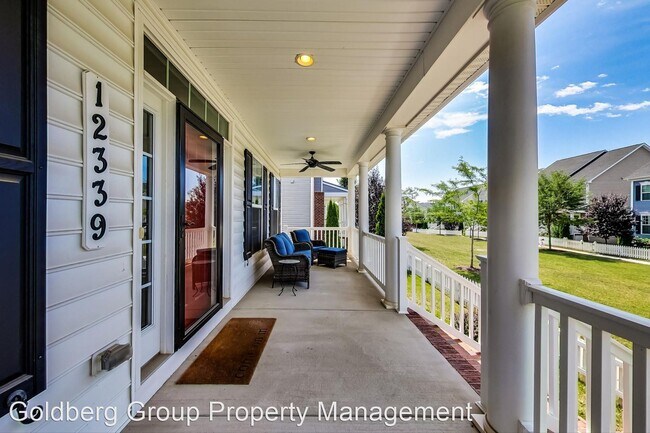 Building Photo - 6 br, 5.5 bath House - 12339 Juniper Bloss...