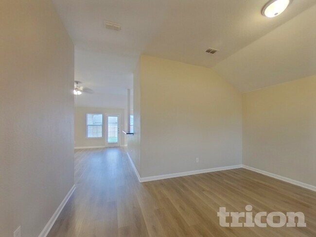 Foto del edificio - 9641 Linton Dr