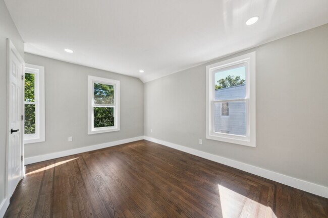 Building Photo - 134 Park Pl