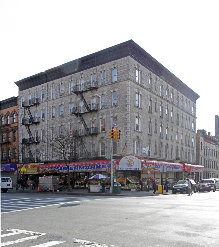 Foto del edificio - 1460 Saint Nicholas Ave