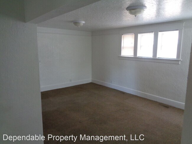 Building Photo - 6 br, 3 bath House - 1018 17th Street