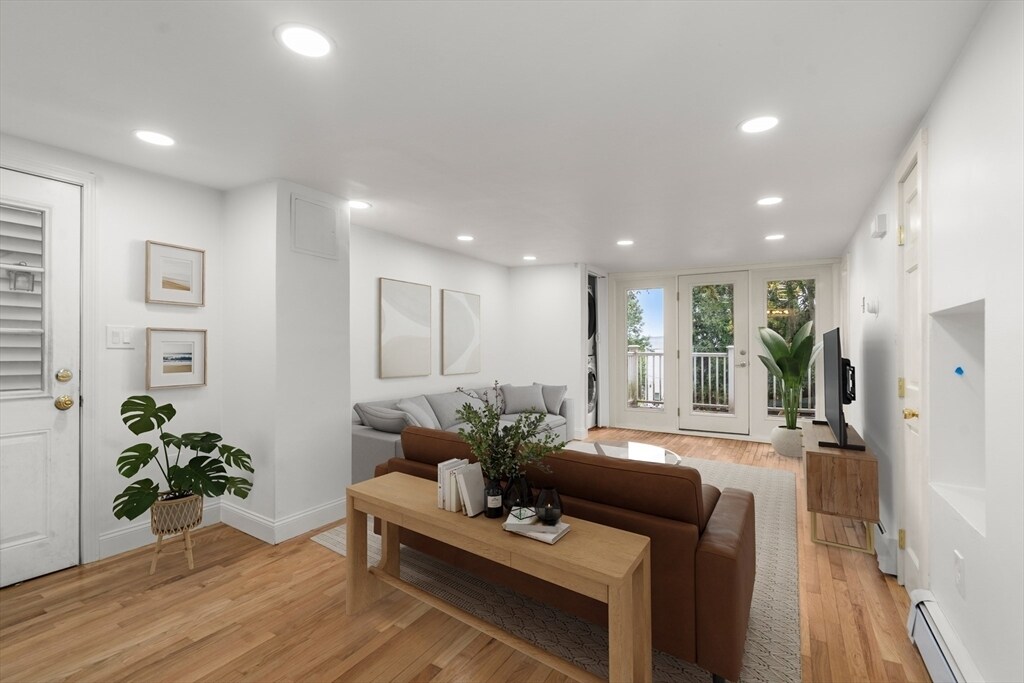 Foto principal - 431 E 6th St