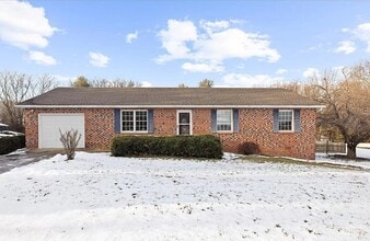 Building Photo - 126 Upshur Dr