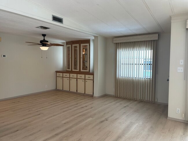 Photo - 100 Hampton Rd House