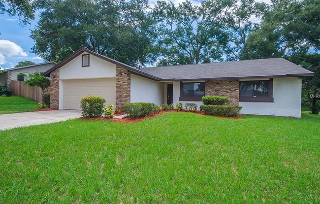 Foto del edificio - 7645 Clubhouse Estates Dr
