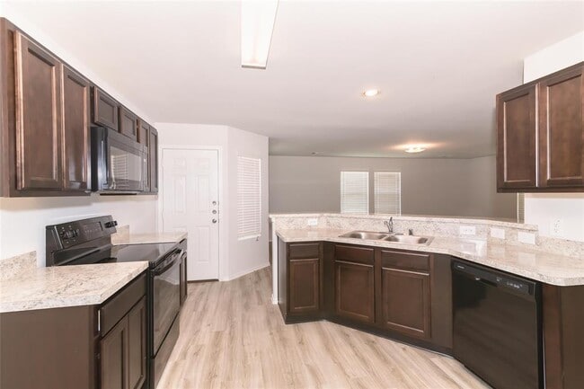 Foto del edificio - 24242 Ravenna Oaks Ct