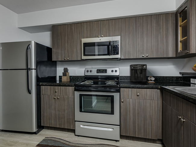 Kitchen with Black Finishes - Cobblestone