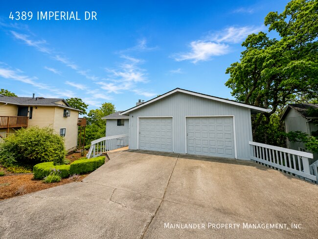 Foto del edificio - 4389 Imperial Dr