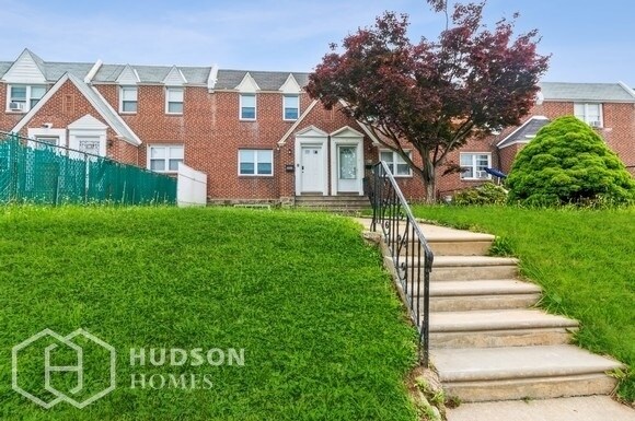 Primary Photo - AVAILABLE NOW! - 1131 Hellerman St, Philad...