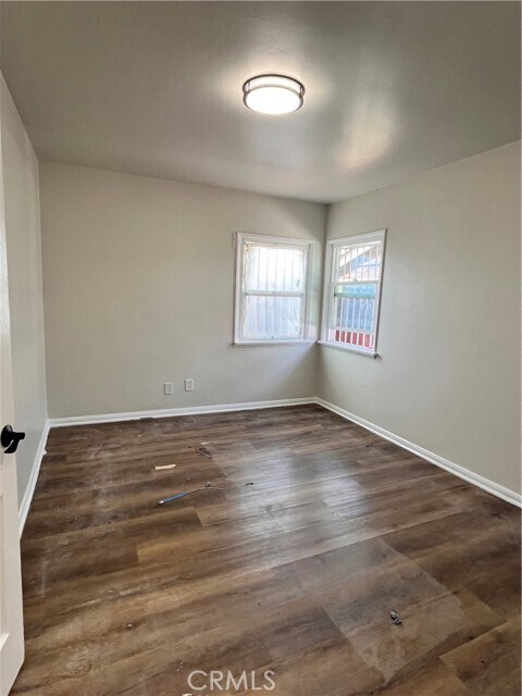 Building Photo - 3209 W 110th St