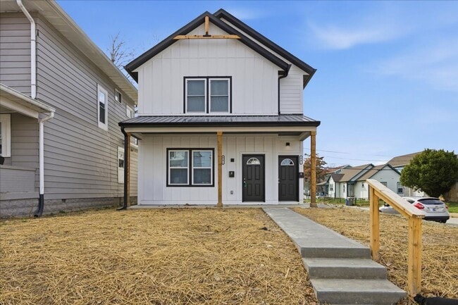 Photo - 44 E Parkview Ave Townhome