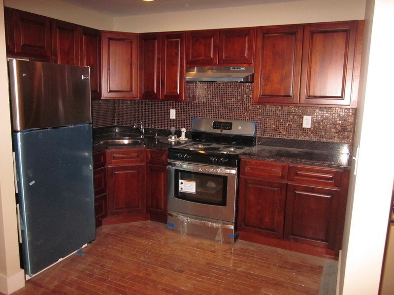 Primary Photo - 154 Ellery St