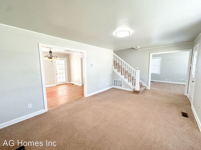 Foto del edificio - 4 br, 2 bath House - 2812 NW 43rd St