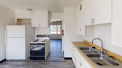 Building Photo - 1212 Janes Ln