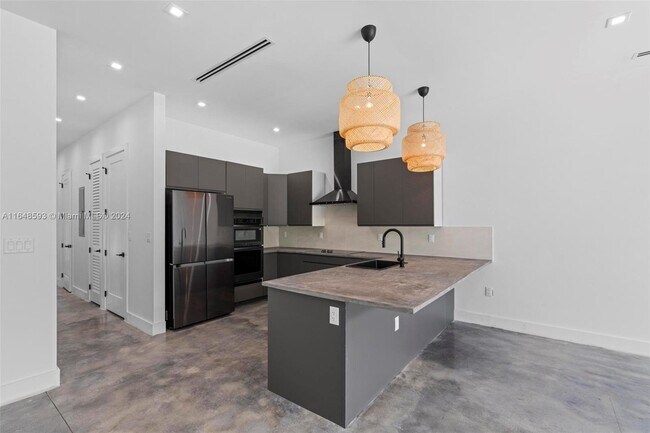 Foto del edificio - 1640 NE 145th St