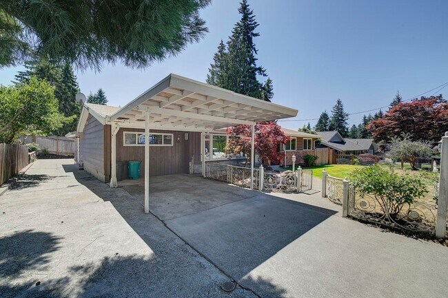 Foto del edificio - 3Bd/1.75Ba Edmonds House