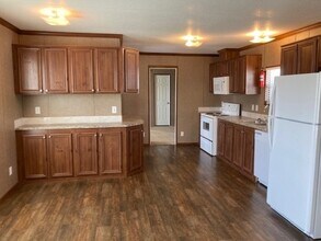 Building Photo - 5120 Barbados Calle