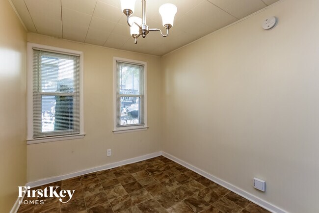 Foto del edificio - 1205 Wilcox St